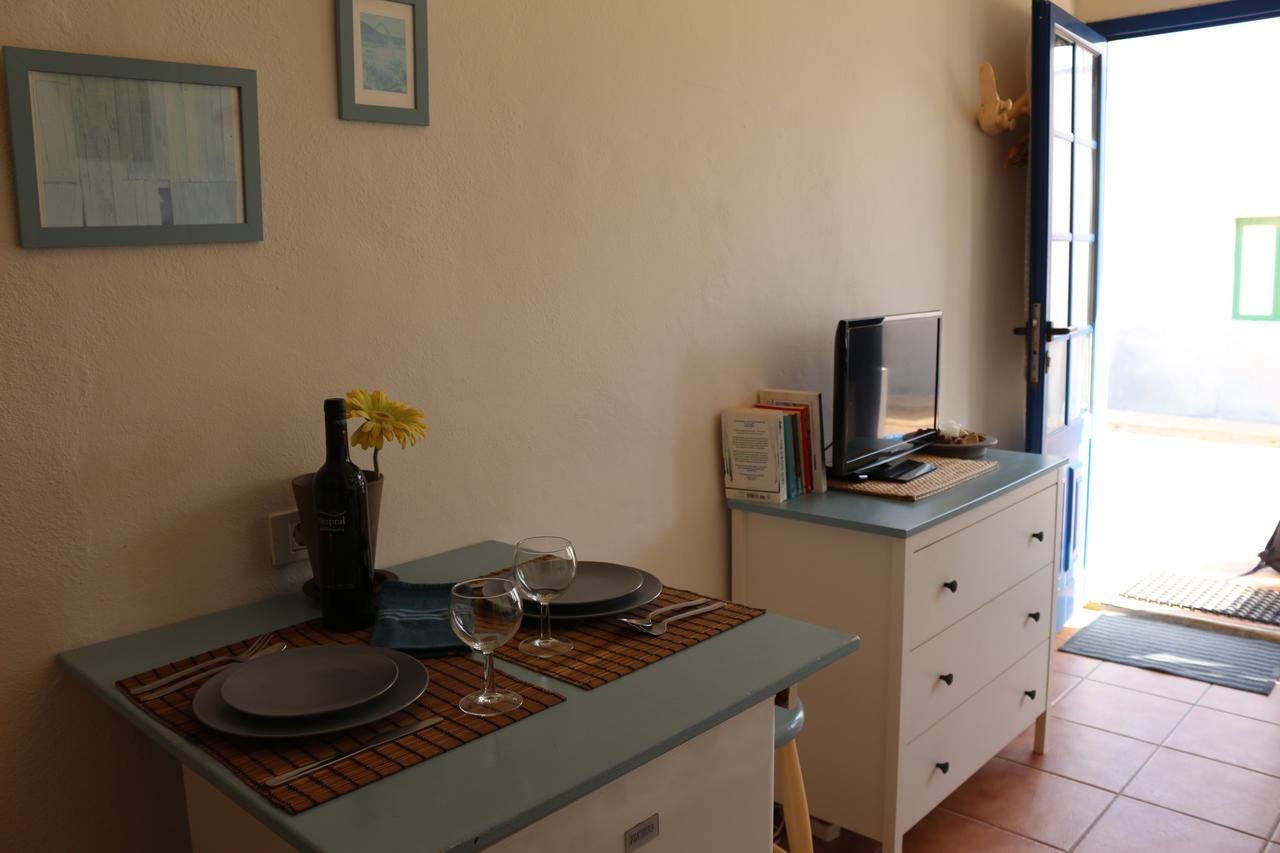Casita Del Rio 2 Apartment Caleta de Sebo Bagian luar foto