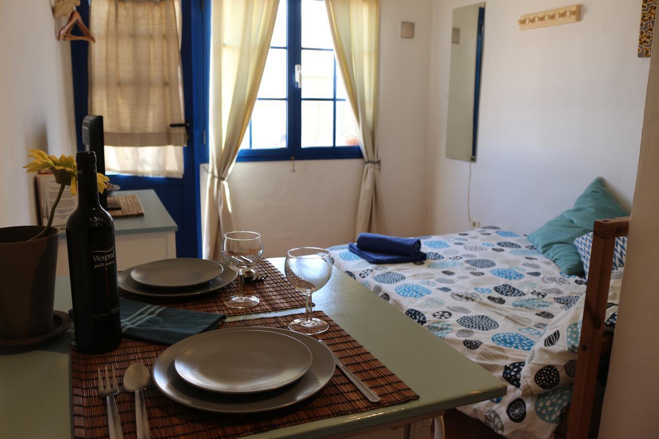 Casita Del Rio 2 Apartment Caleta de Sebo Bagian luar foto